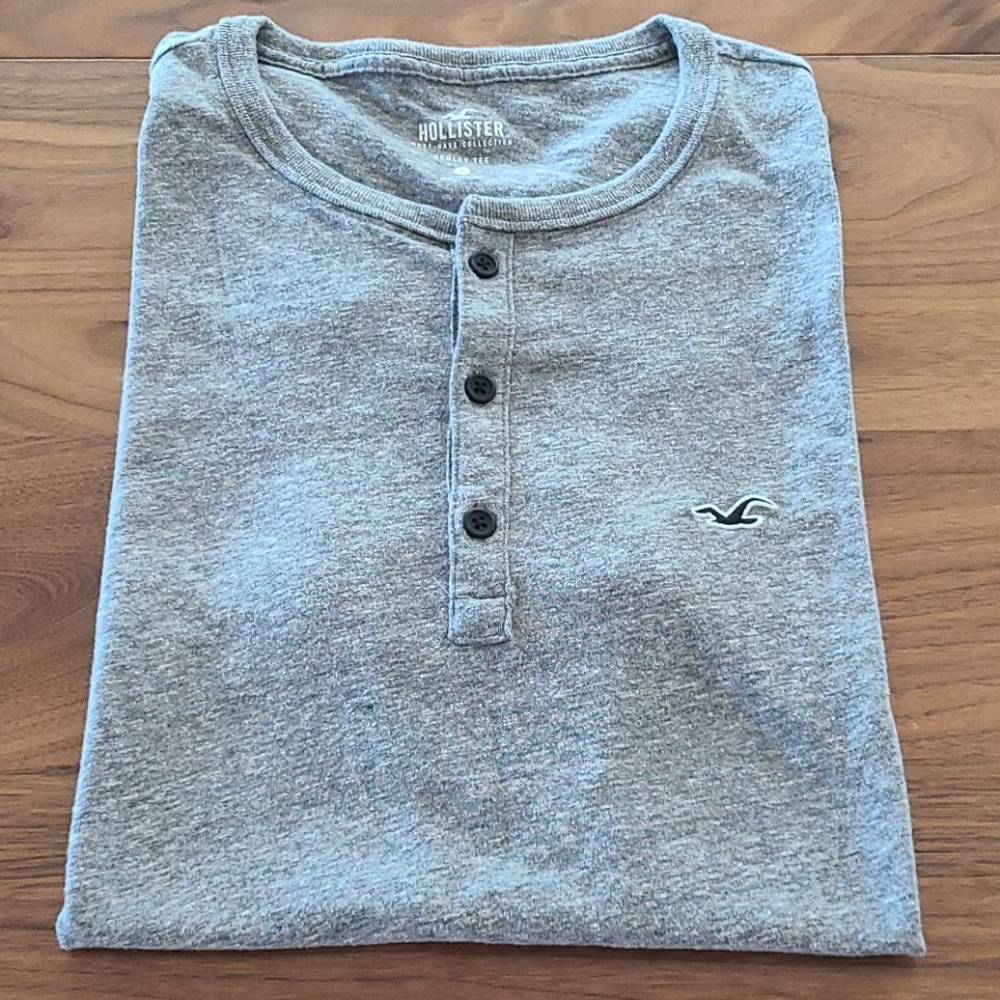 Hollister Men's Henley Tee